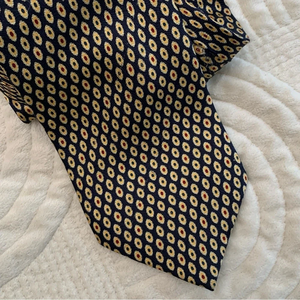 Stanley Blacker Black and Beige Patterned Tie